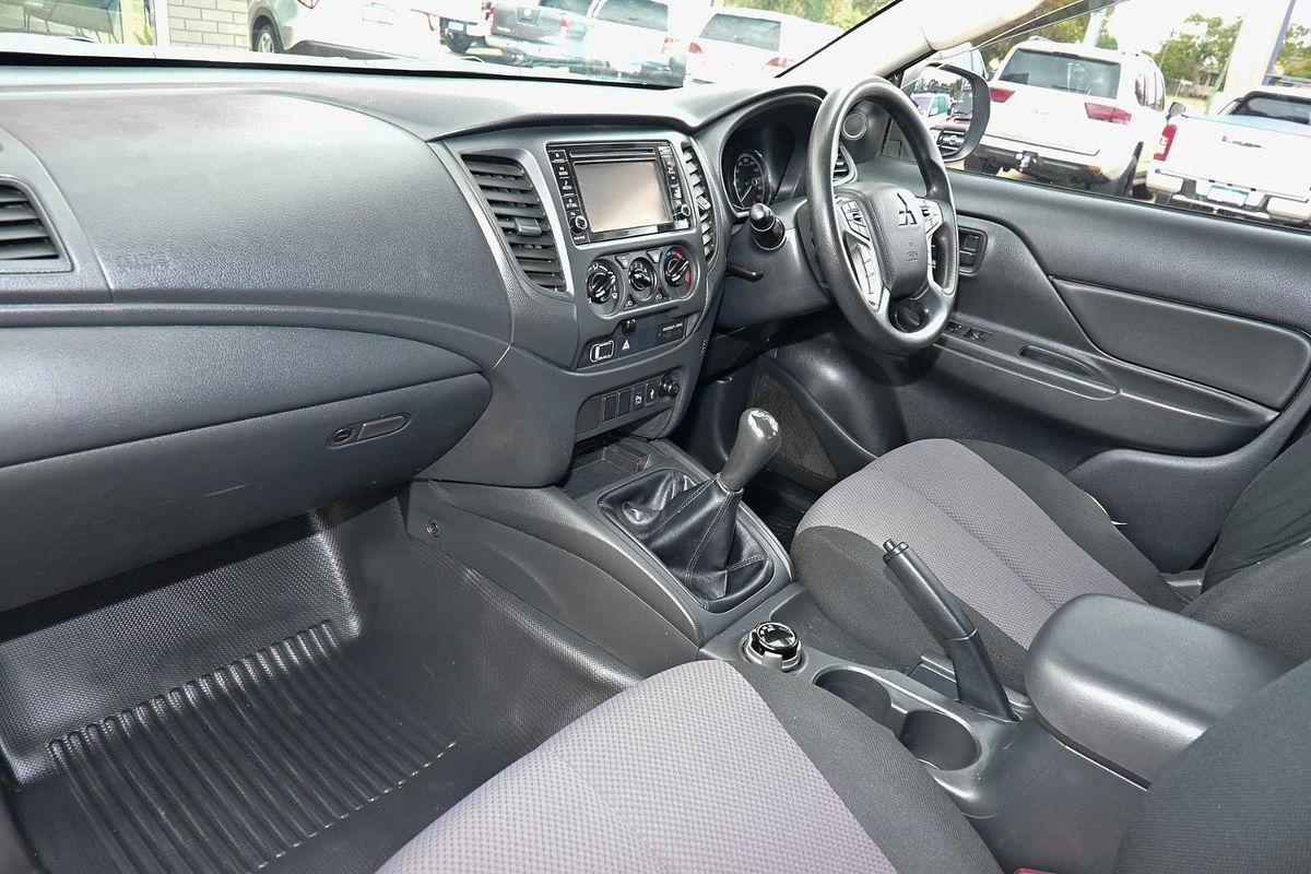 2019 Mitsubishi Triton GLX ADAS MR 4X4