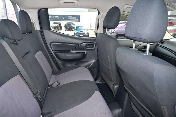 2019 Mitsubishi Triton GLX ADAS MR 4X4