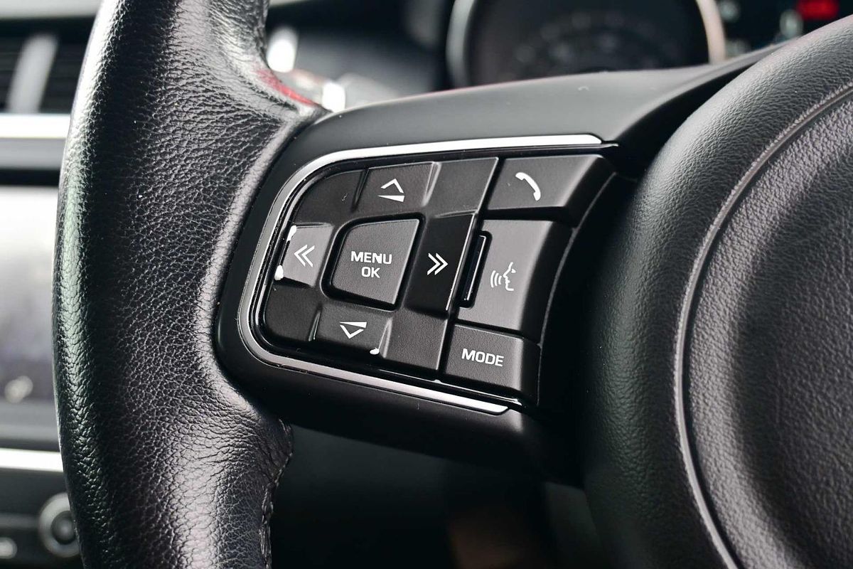 2018 Jaguar E-PACE D150 X540