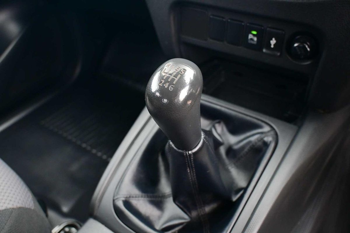 2019 Mitsubishi Triton GLX ADAS MR 4X4