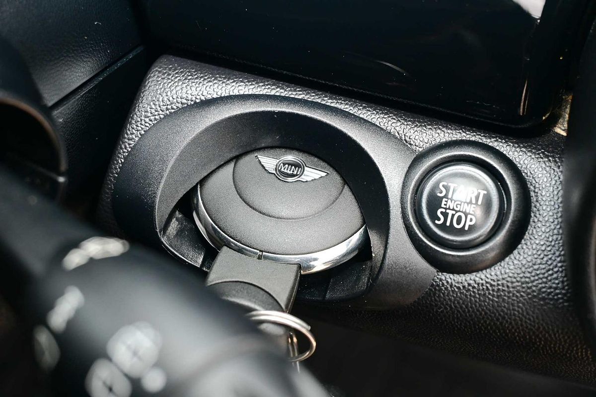 2013 MINI Hatch Cooper S R56 LCI