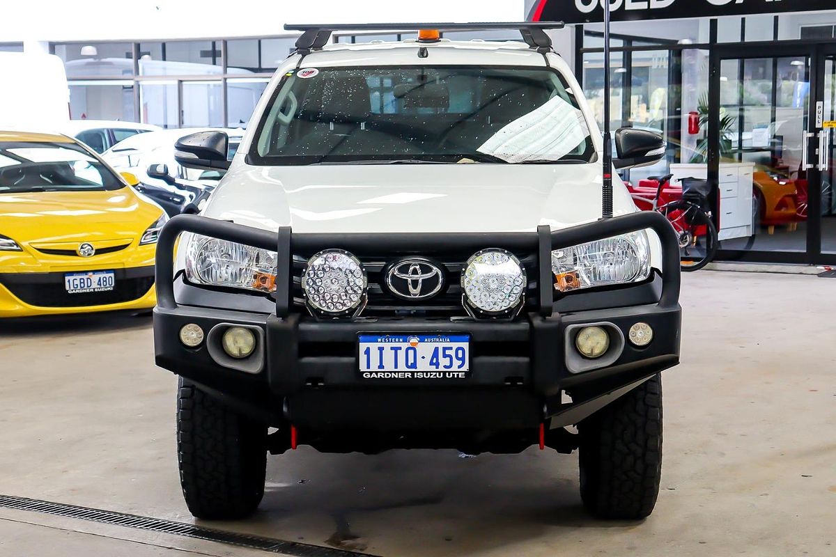 2016 Toyota Hilux Workmate GUN125R 4X4