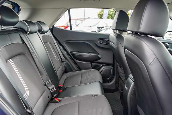 2022 Hyundai Venue Active QX.V4