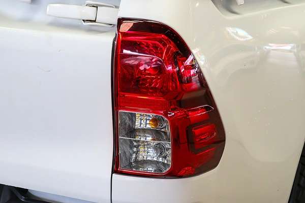 2016 Toyota Hilux Workmate GUN125R 4X4