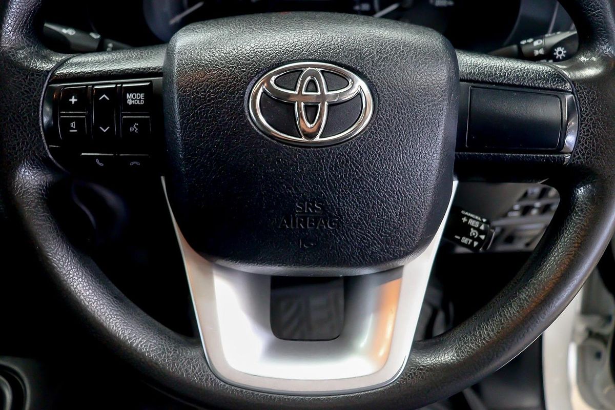2016 Toyota Hilux Workmate GUN125R 4X4