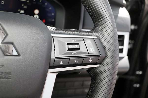 2025 Mitsubishi Outlander Exceed ZM