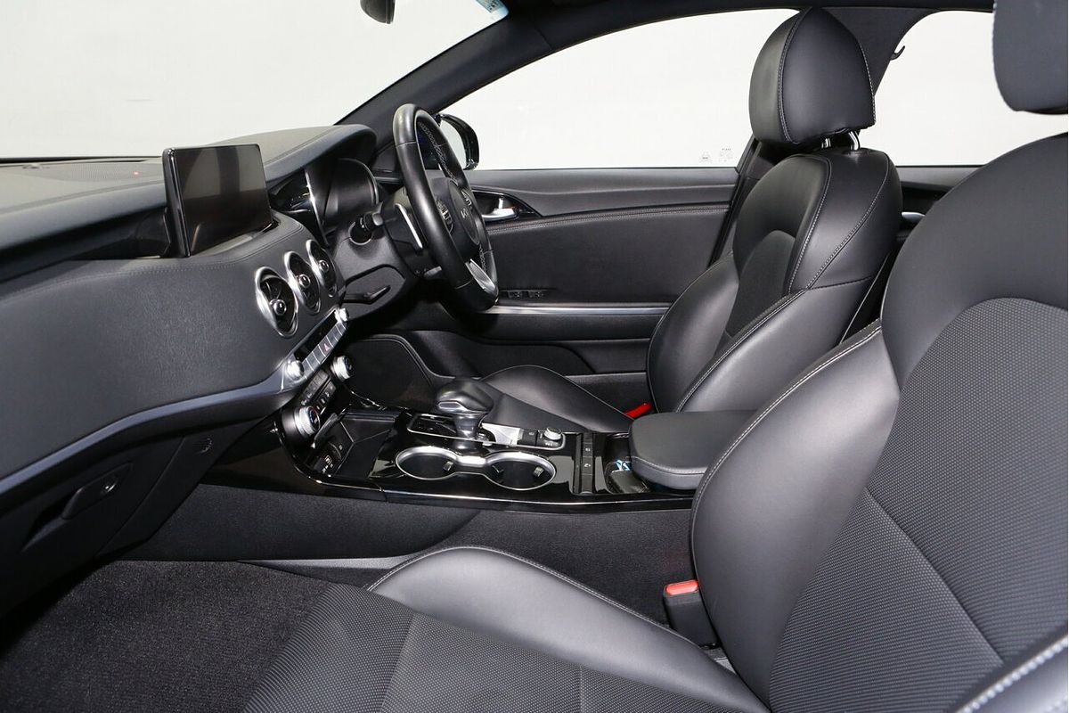 2022 Kia Stinger 330S CK