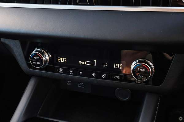 2025 Mitsubishi Outlander ES ZM