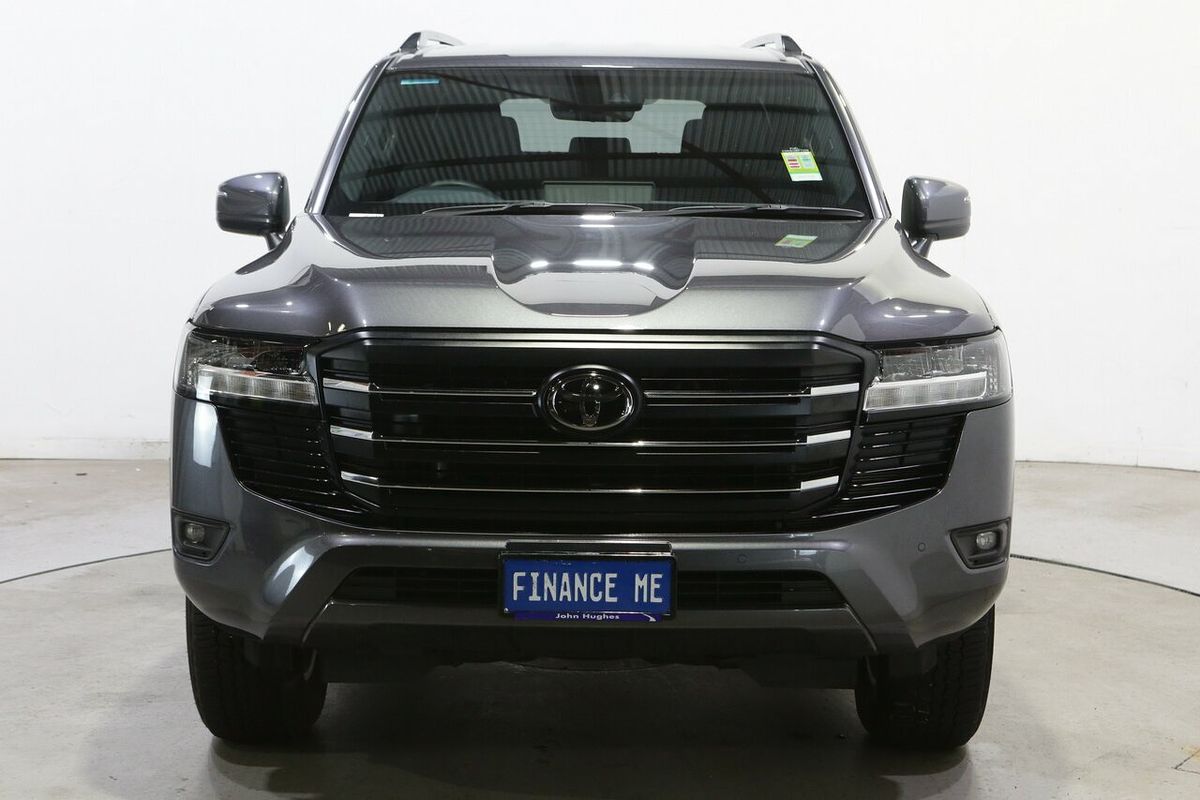 2024 Toyota Landcruiser GXL FJA300R