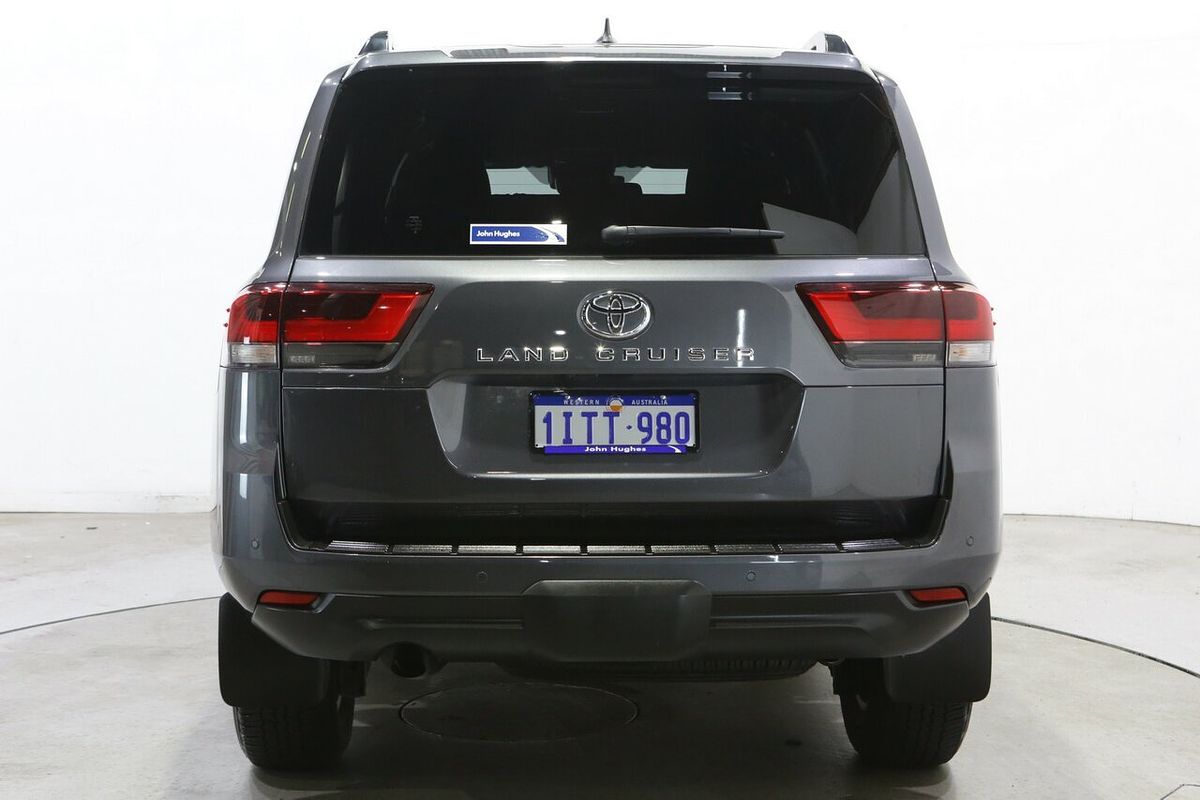 2024 Toyota Landcruiser GXL FJA300R