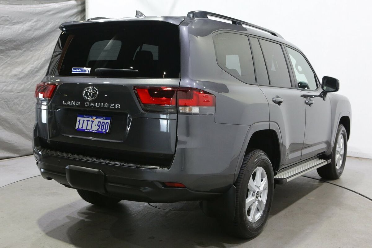 2024 Toyota Landcruiser GXL FJA300R