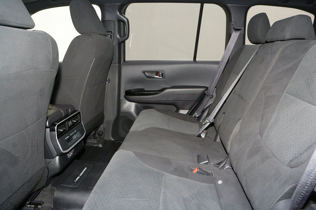 2024 Toyota Landcruiser GXL FJA300R