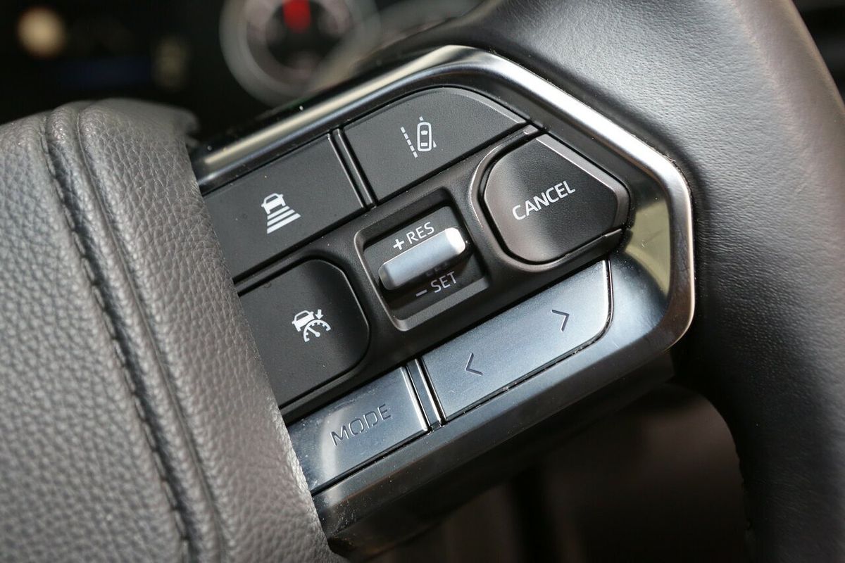 2024 Toyota Landcruiser GXL FJA300R