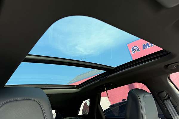 2023 Peugeot 3008 GT Sport P84