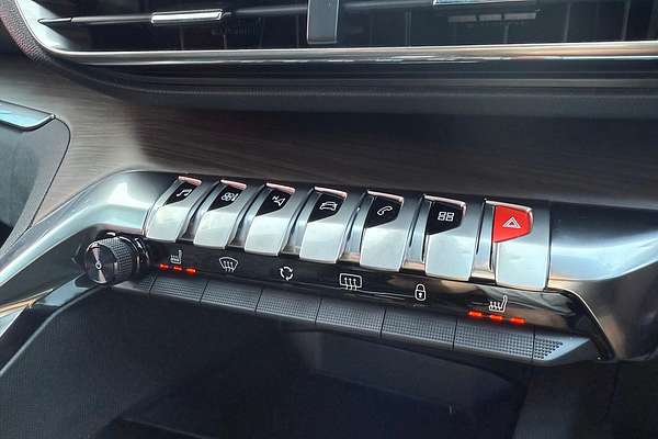 2023 Peugeot 3008 GT Sport P84