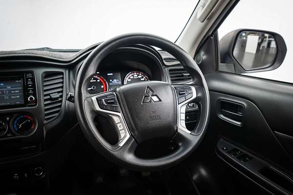 2019 Mitsubishi Triton GLX ADAS MR 4X4