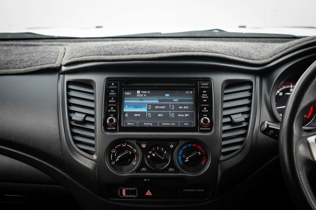 2019 Mitsubishi Triton GLX ADAS MR 4X4