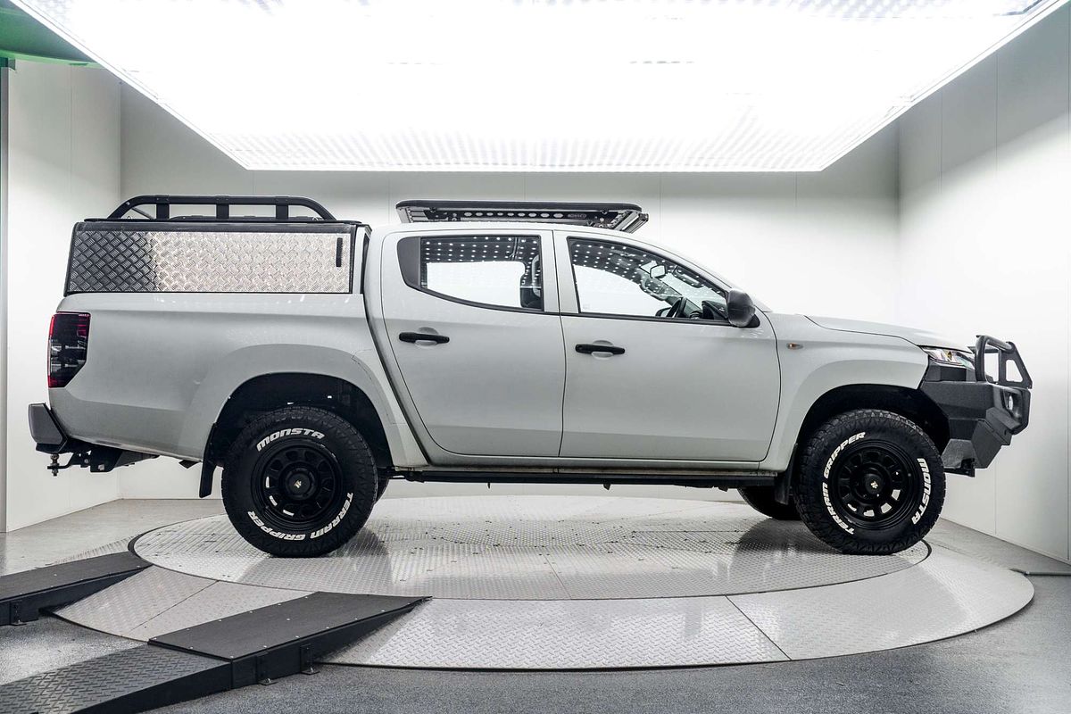 2019 Mitsubishi Triton GLX ADAS MR 4X4