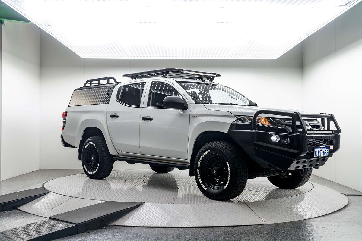 2019 Mitsubishi Triton GLX ADAS MR 4X4
