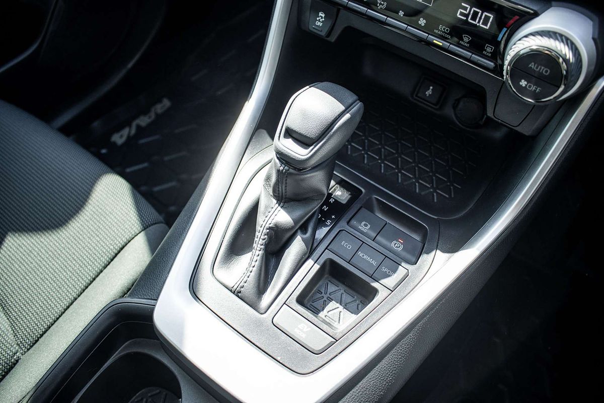 2019 Toyota RAV4 GX AXAH52R