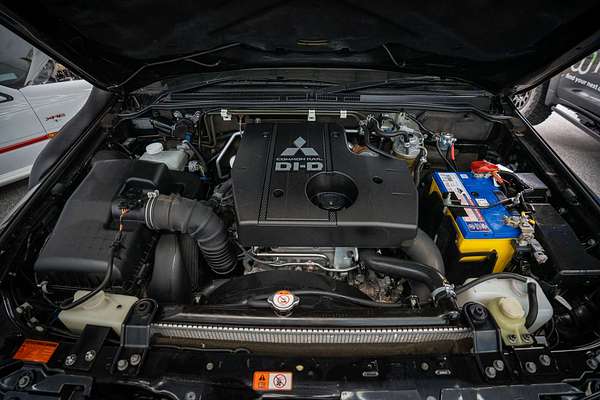 2016 Mitsubishi Pajero GLS NX