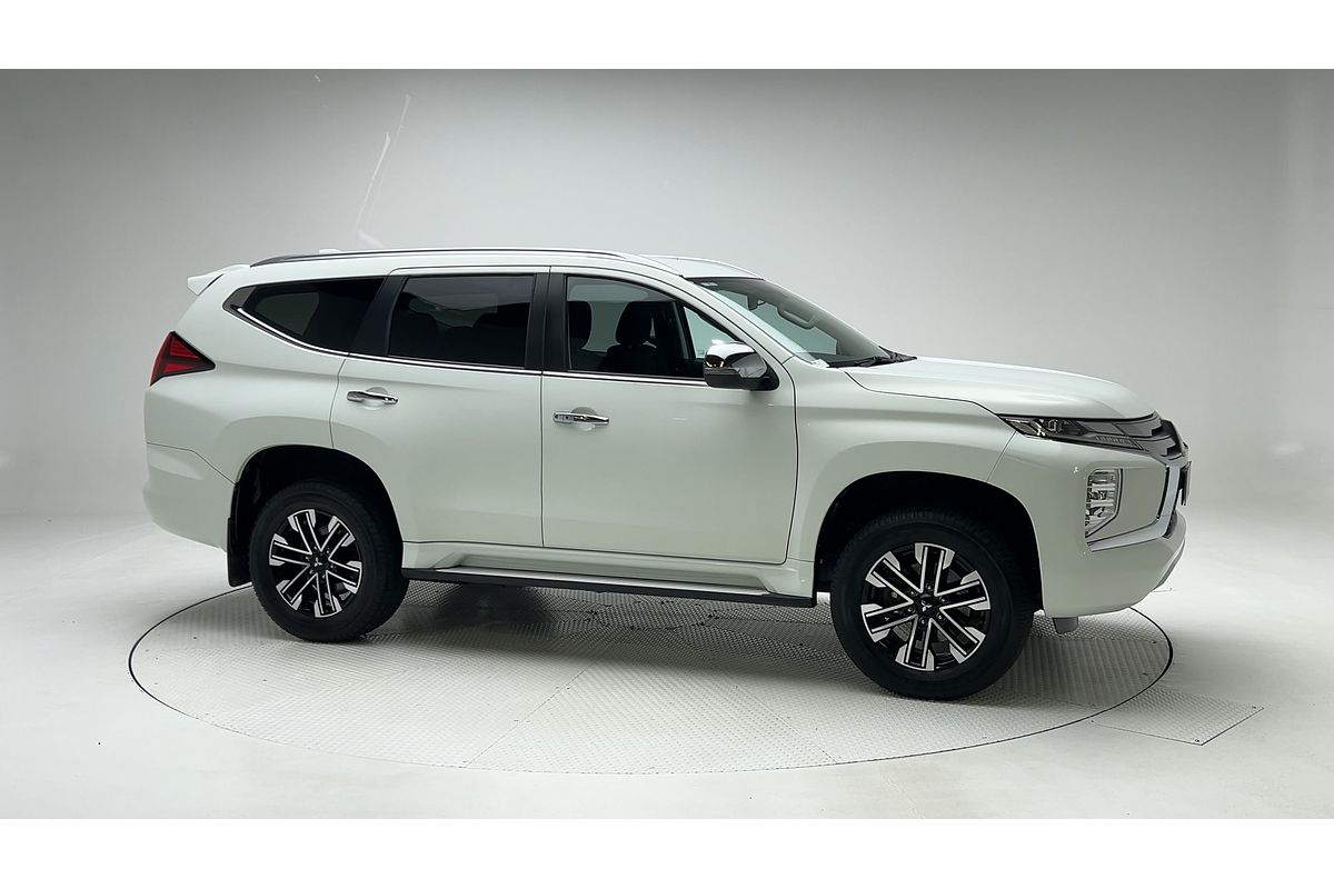 2022 Mitsubishi Pajero Sport GLS QF