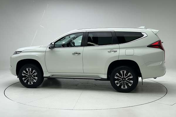 2022 Mitsubishi Pajero Sport GLS QF