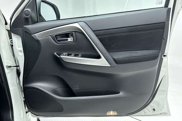 2022 Mitsubishi Pajero Sport GLS QF