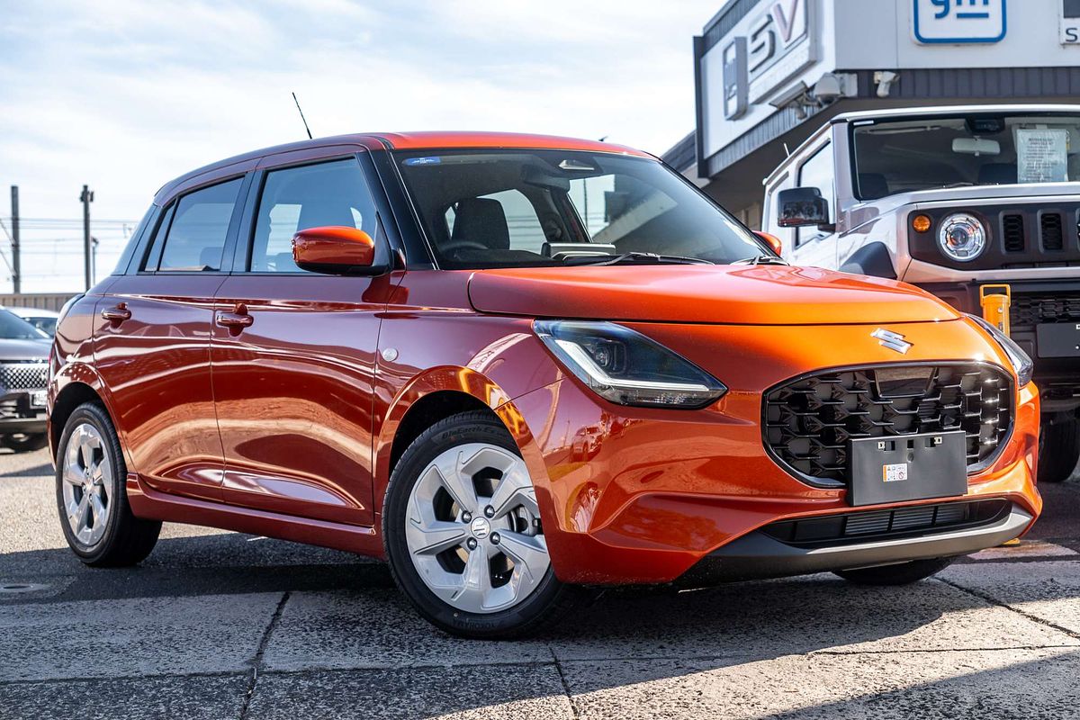 2024 Suzuki Swift Hybrid Plus UZ