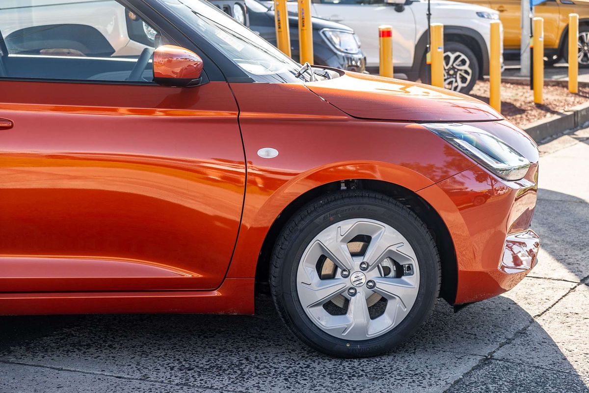 2024 Suzuki Swift Hybrid Plus UZ