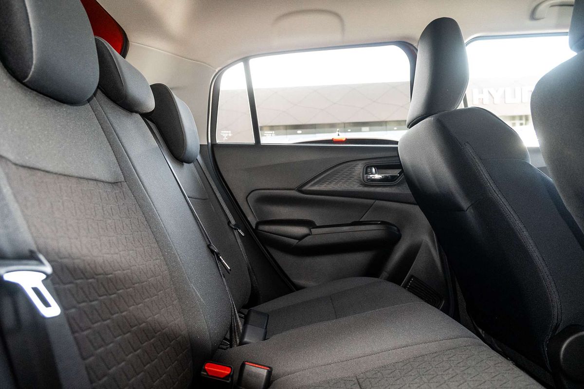 2024 Suzuki Swift Hybrid Plus UZ