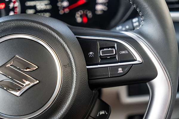 2024 Suzuki Swift Hybrid Plus UZ