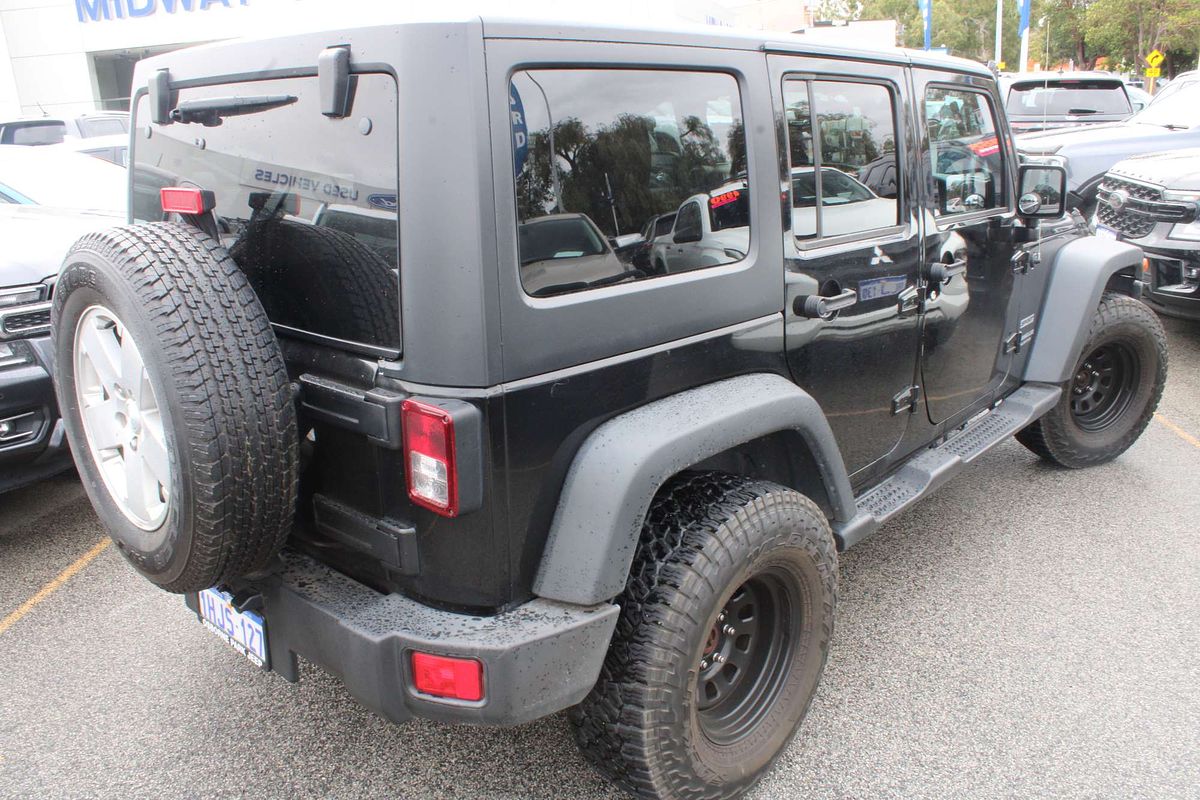 2017 Jeep Wrangler Unlimited Sport JK
