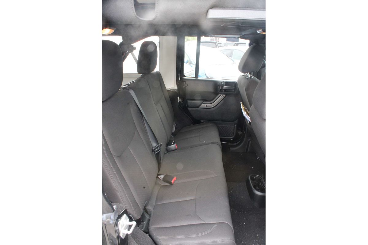 2017 Jeep Wrangler Unlimited Sport JK