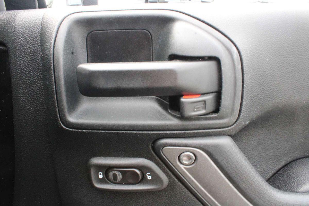 2017 Jeep Wrangler Unlimited Sport JK