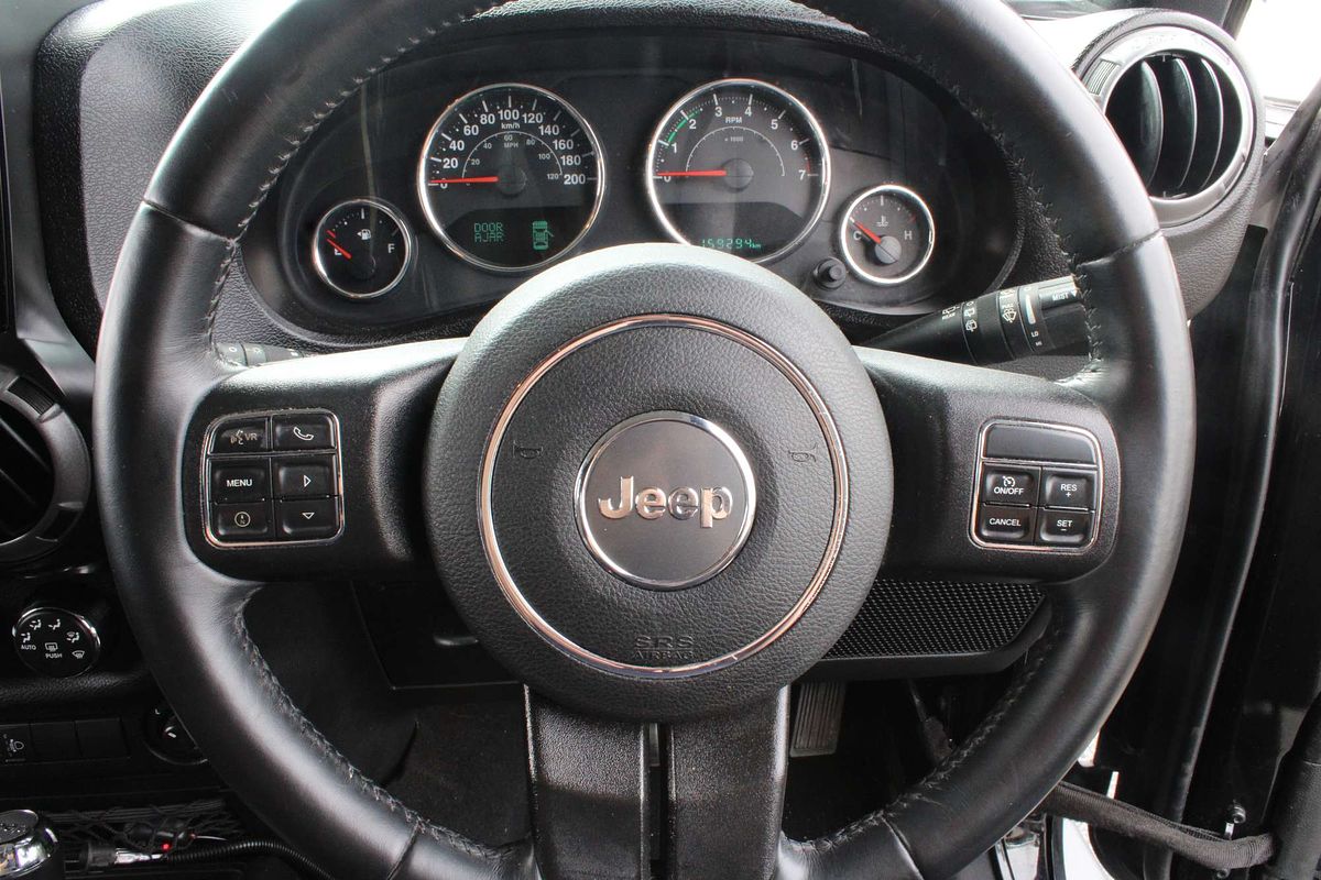 2017 Jeep Wrangler Unlimited Sport JK