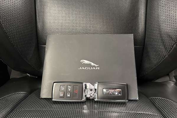 2021 Jaguar F-PACE D300 R-Dynamic SE X761