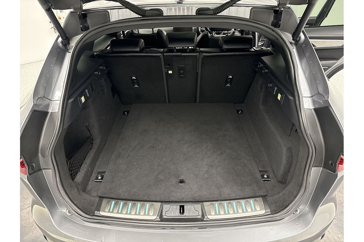 2021 Jaguar F-PACE D300 R-Dynamic SE X761