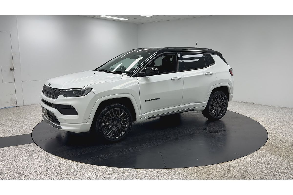 2022 Jeep Compass S-Limited M6