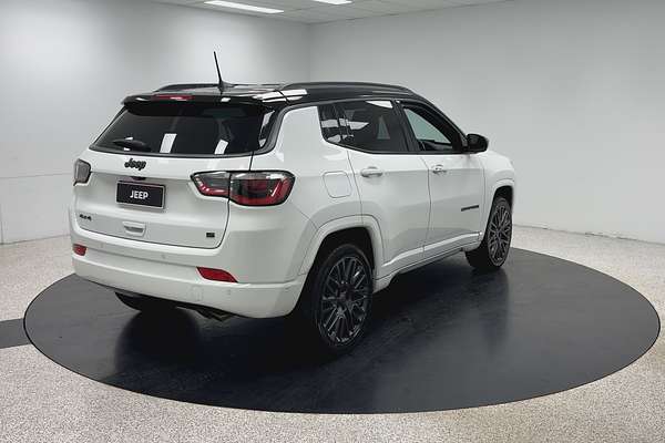 2022 Jeep Compass S-Limited M6