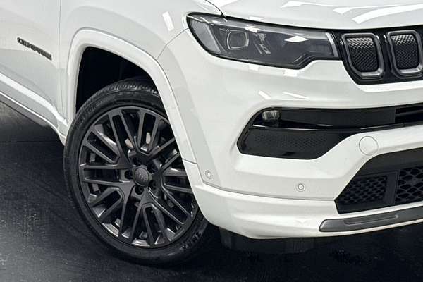 2022 Jeep Compass S-Limited M6