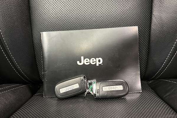 2022 Jeep Compass S-Limited M6