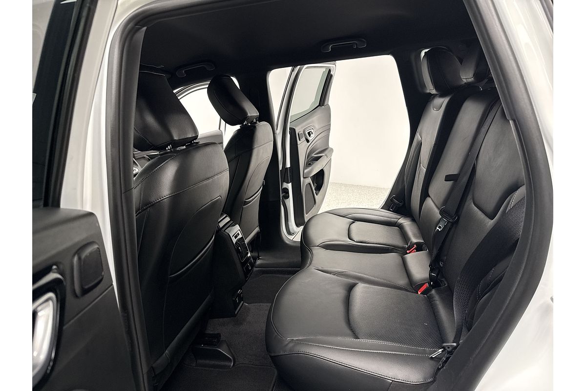 2022 Jeep Compass S-Limited M6