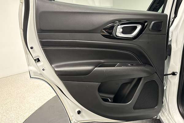 2022 Jeep Compass S-Limited M6