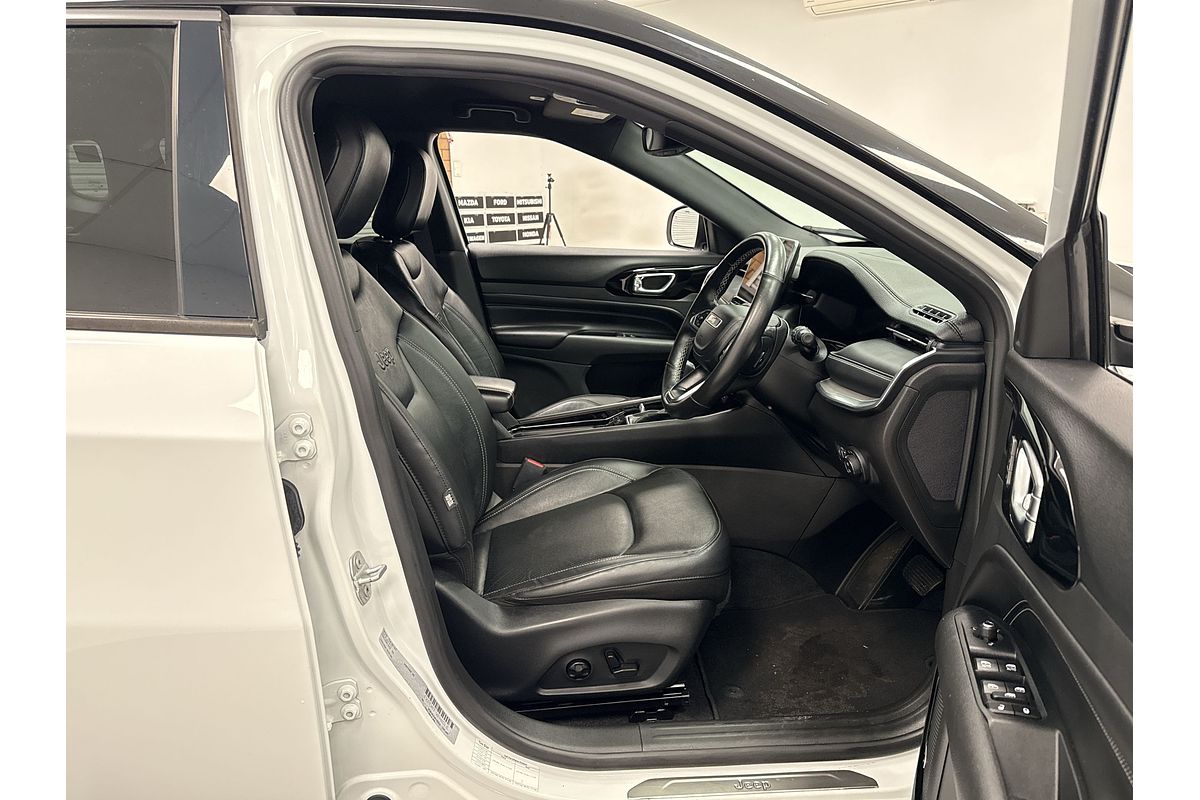 2022 Jeep Compass S-Limited M6