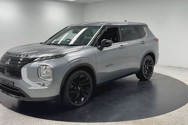 2023 Mitsubishi Outlander LS ZM