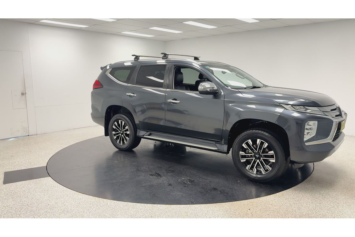 2022 Mitsubishi Pajero Sport GLS QF