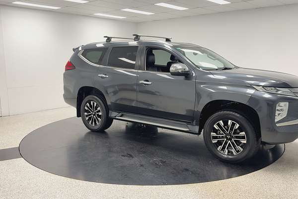 2022 Mitsubishi Pajero Sport GLS QF
