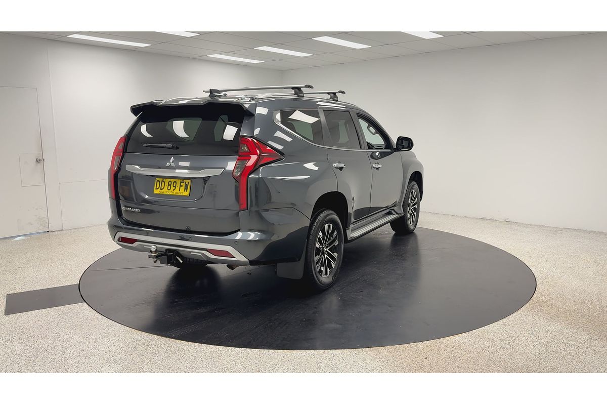 2022 Mitsubishi Pajero Sport GLS QF