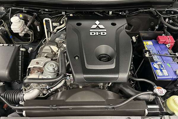 2022 Mitsubishi Pajero Sport GLS QF